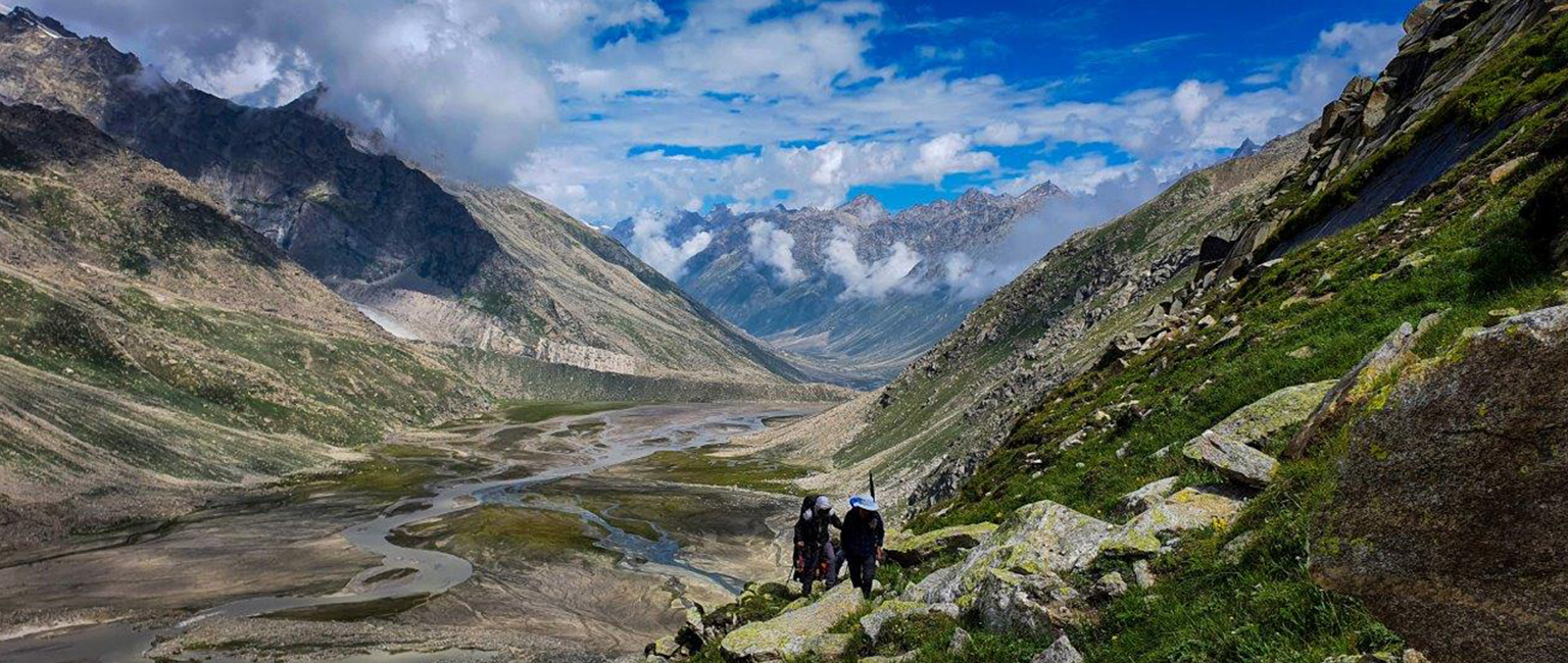 pin parvati trek